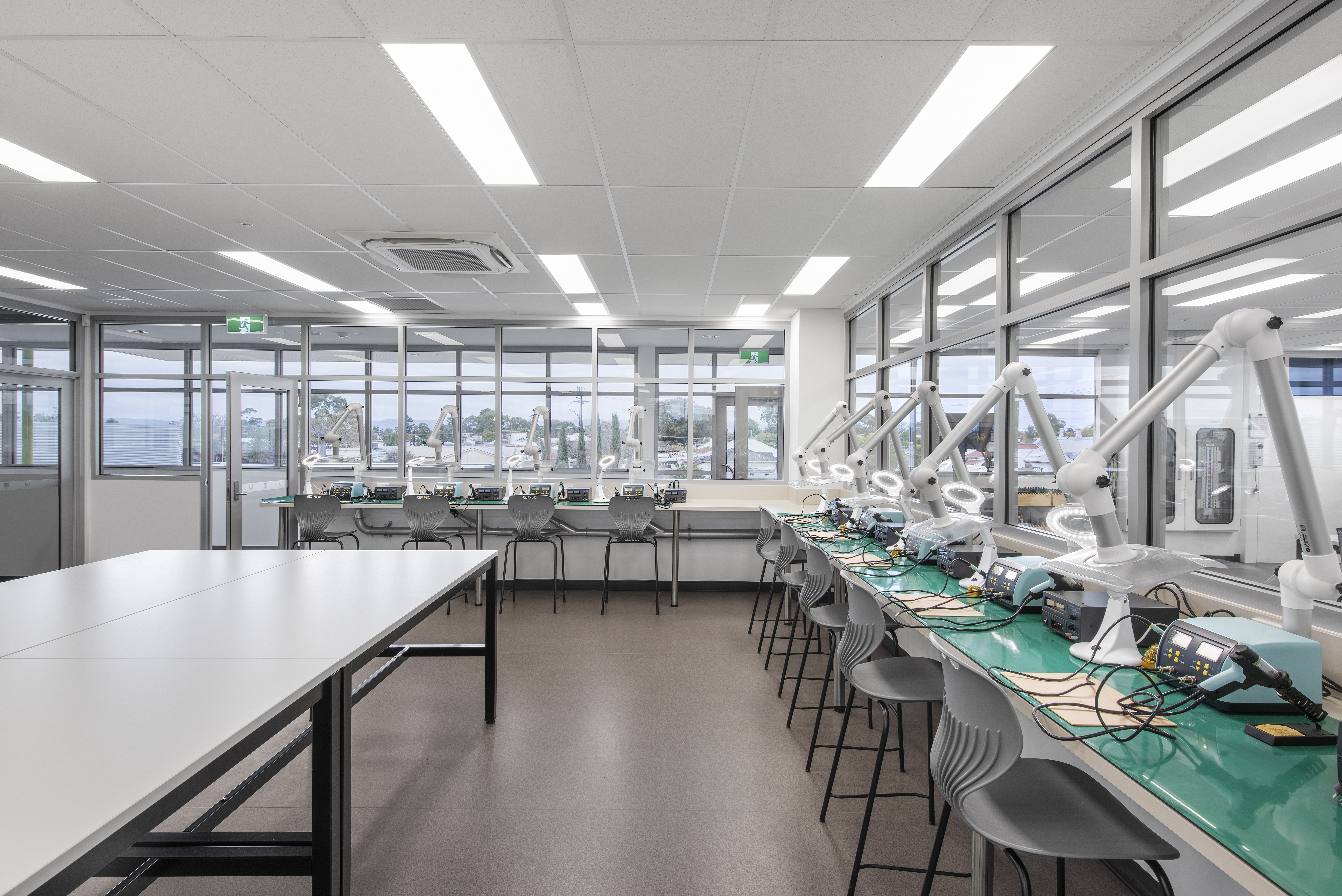 WesternTech004.jpg